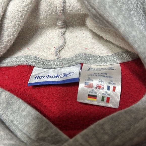 Reebok hoodie men’s XL red and gray activewear Athleisure workout running - Picture 6 of 7
